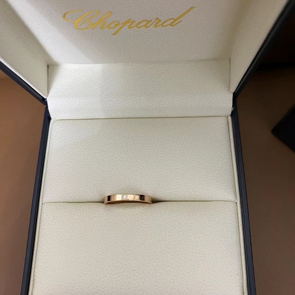 Chopard Ice Cube Diamond Rose Gold Band Ring - Picture 4 of 5